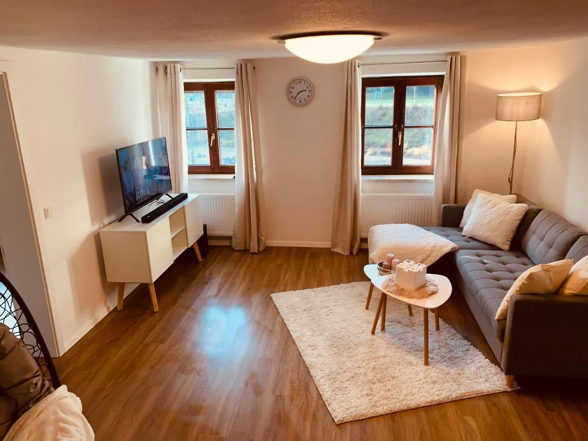 Felix Living 2, Cozy & Modern & Netflix Wohnung Mit Blick Ins Gruene Passau 0*,  Germany